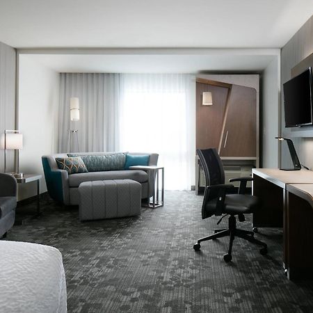 Courtyard By Marriott Omaha Bellevue At Beardmore Event Center Exteriör bild
