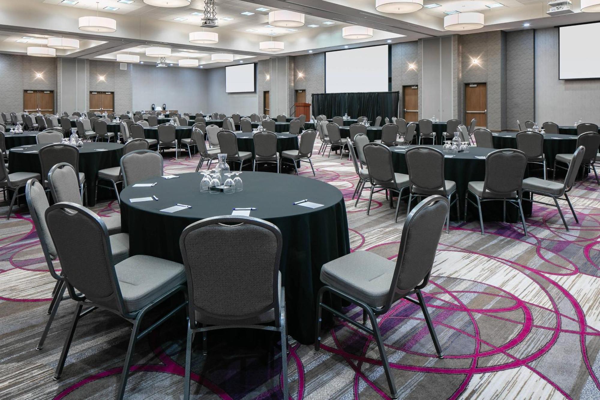 Courtyard By Marriott Omaha Bellevue At Beardmore Event Center Exteriör bild
