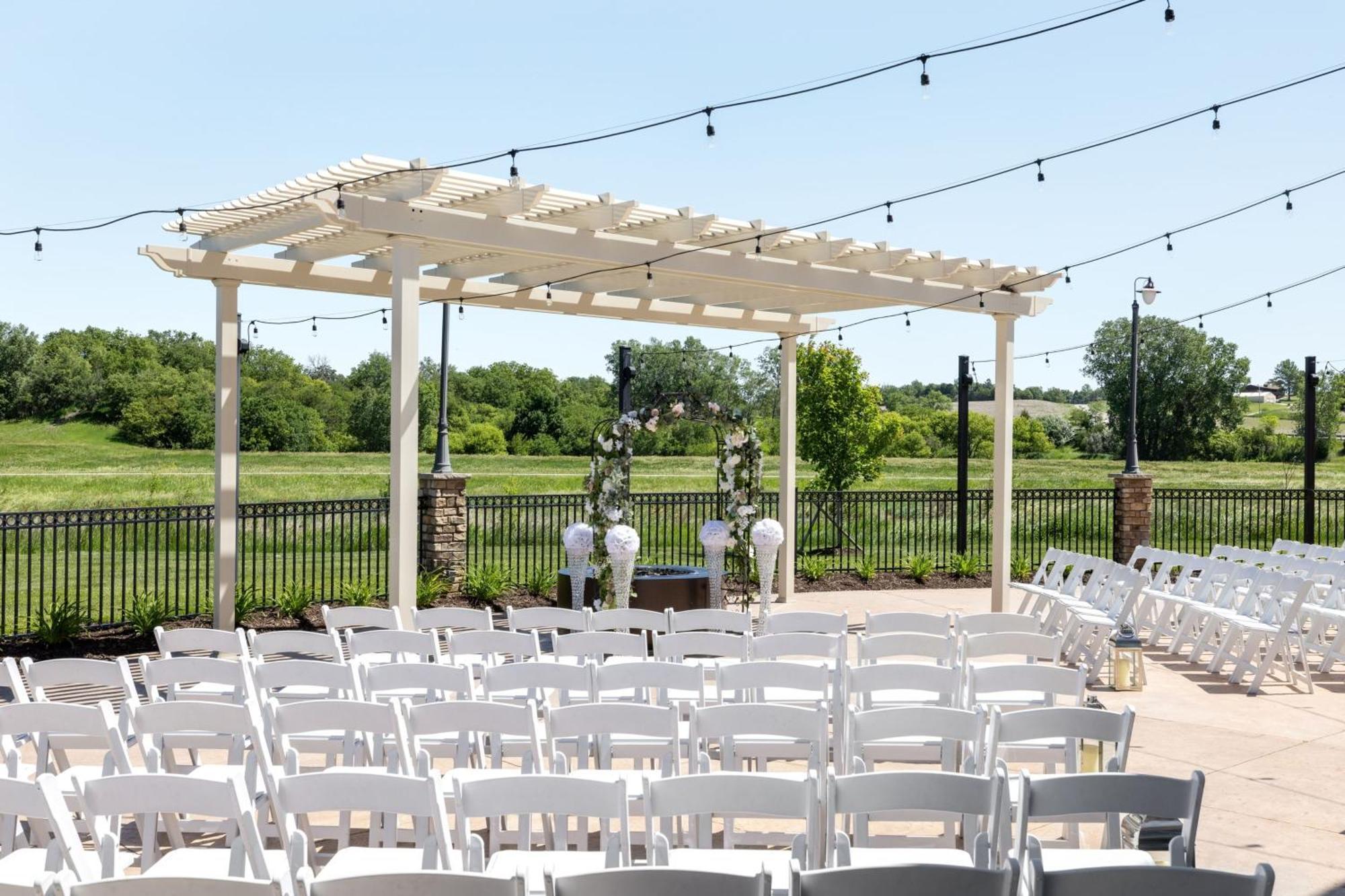 Courtyard By Marriott Omaha Bellevue At Beardmore Event Center Exteriör bild