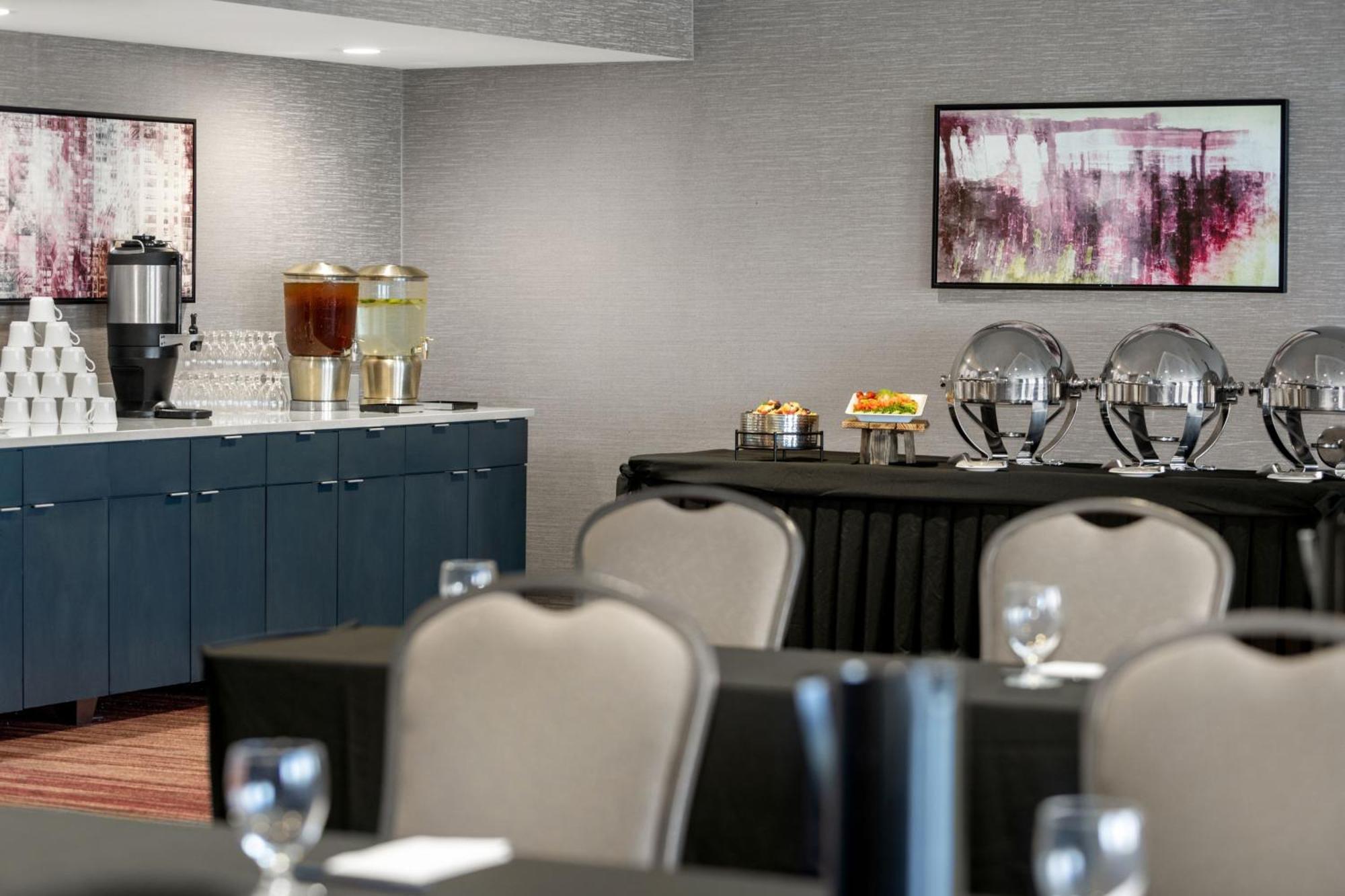 Courtyard By Marriott Omaha Bellevue At Beardmore Event Center Exteriör bild