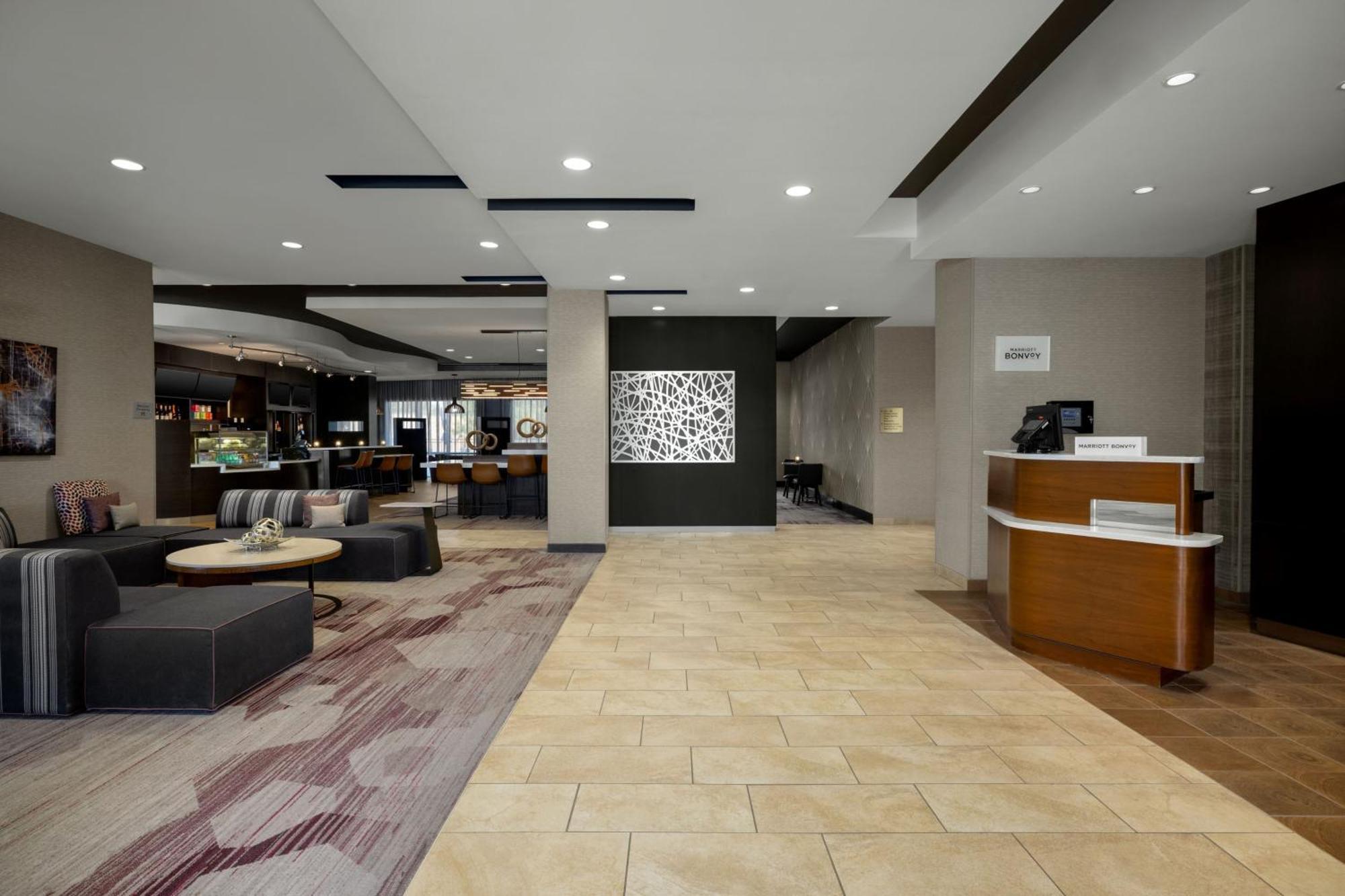 Courtyard By Marriott Omaha Bellevue At Beardmore Event Center Exteriör bild